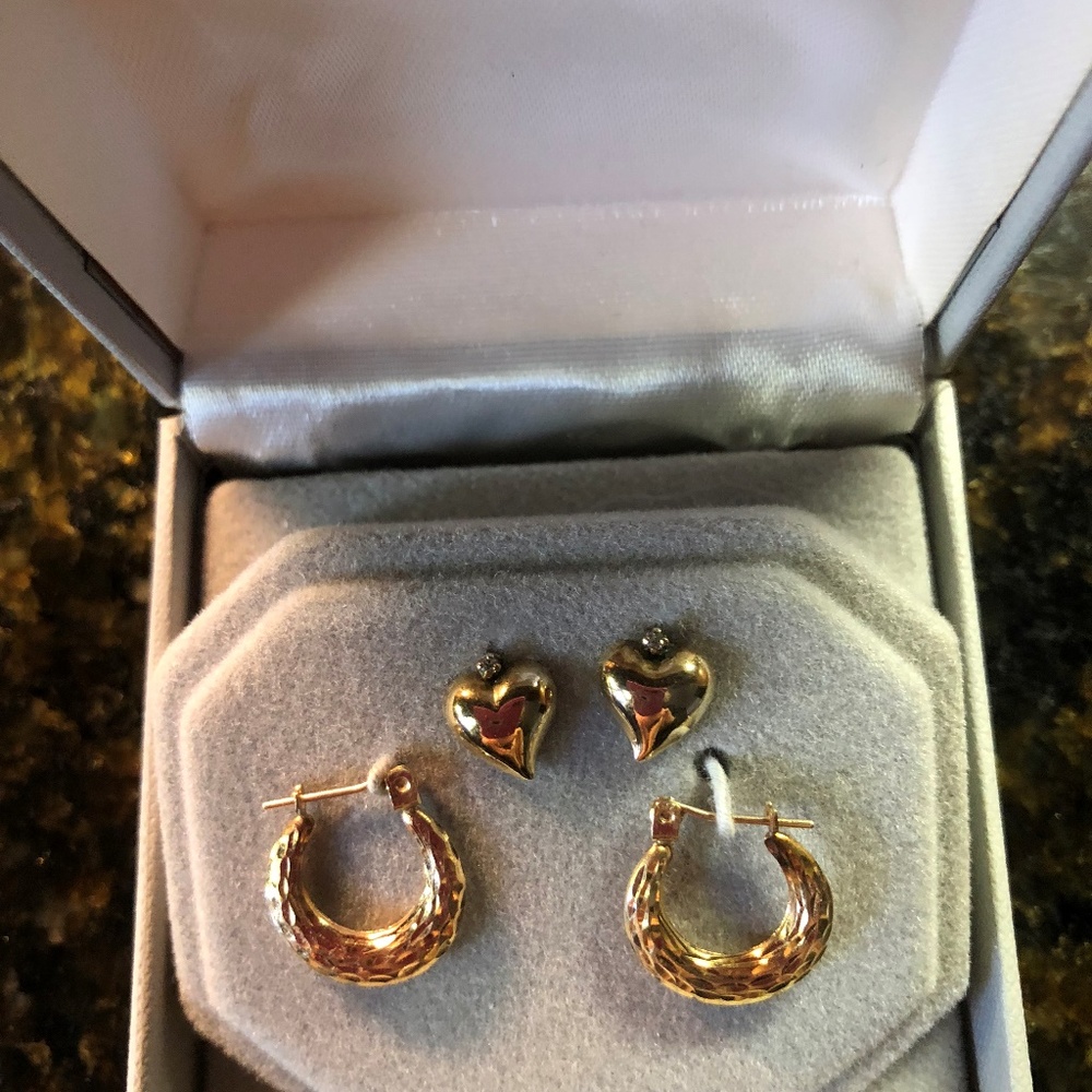 2 PAIR 14 kt YELLOW GOLD EARRINGS